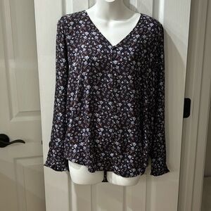 Loft size medium women’s blouse